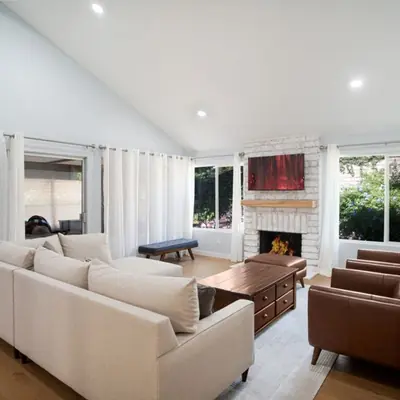 DLF Chanakyapuri - photo 4